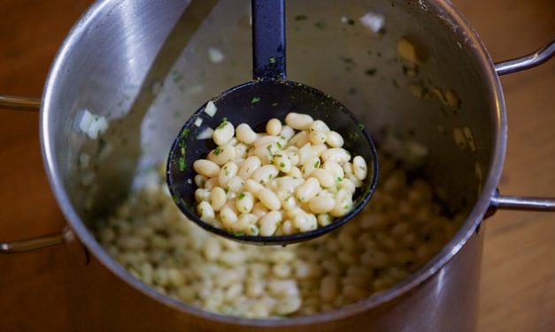 Discover Creamy Tuscan-Style Beans