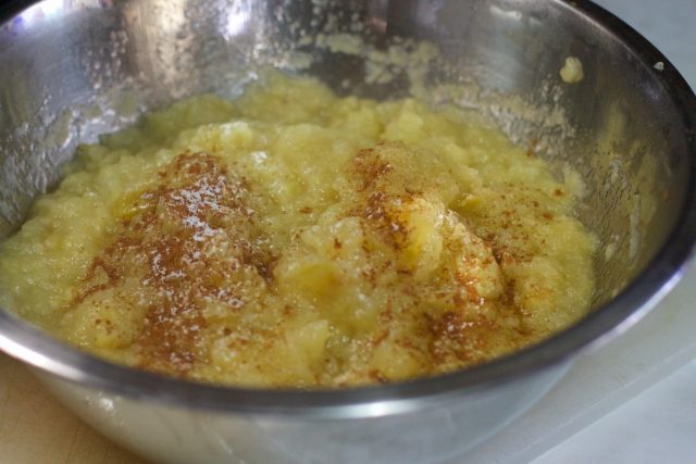 Baked Cinnamon Applesauce Recipe Photo - Diabetic Gourmet Magazine Recipes
