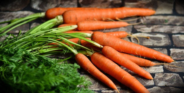 Lemon-Glazed Baby Carrots Recipe Photo - Diabetic Gourmet Magazine Recipes