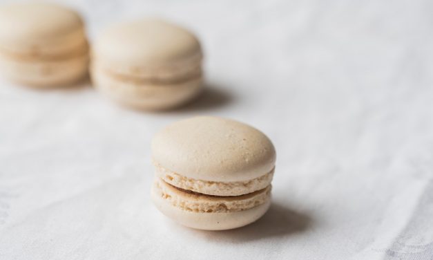 Lemon Creme Macaroons