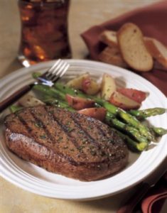 Balsamic Marinated Steak & Asparagus recipe photo from the Diabetic Gourmet Magazine diabetic recipes archive.
