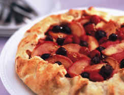 Nectarine and Berry Tart recipe photo from the Diabetic Gourmet Magazine diabetic recipes archive.